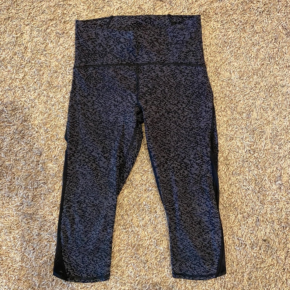 Lululemon Train Times Crop Size 6